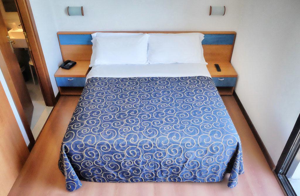 Hotel Fenix Cavallino-Treporti Rum bild