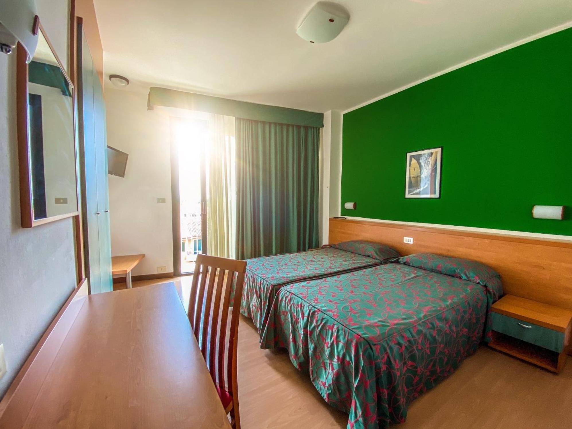 Hotel Fenix Cavallino-Treporti Exteriör bild